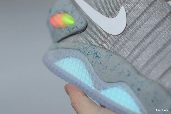 MAG NIKE 0907